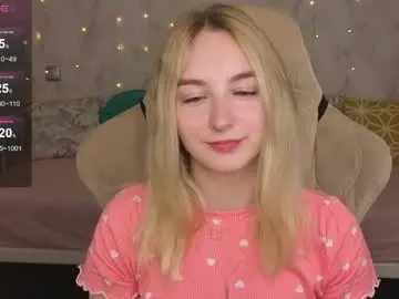 Chaturbate Adult Video Chat of shy__polly