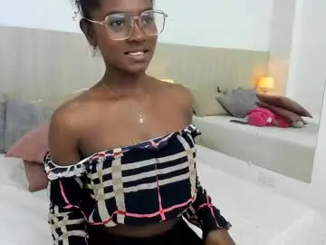 Chaturbate Free Live Porn of mara_sinclair