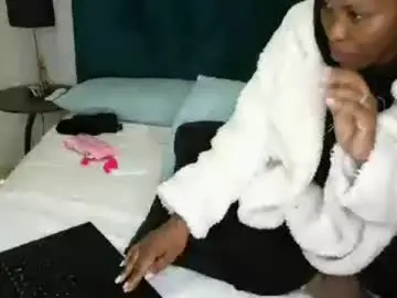 Chaturbate Sex Chat of daddyslittleebony