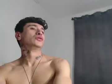 Chaturbate Best live sex cam show of taylor_024