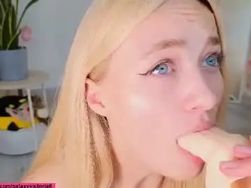 Chaturbate Live Sex Cam of brilliantvictoria