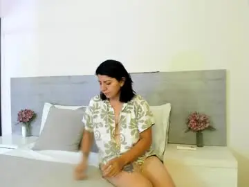 Chaturbate Watch Live Sex Cams of lyra_raven