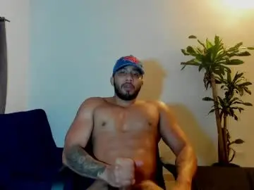 Chaturbate Live Sex Cam of cristobal12cock