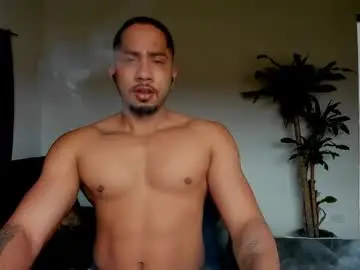 Chaturbate Live Sex Cam of cristobal12cock