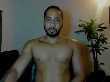 Chaturbate Free Live Porn of cristobal12cock