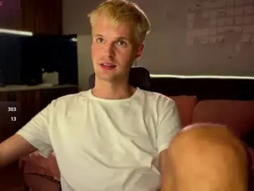 Chaturbate Watch Live Sex Cams of leonnextdoor