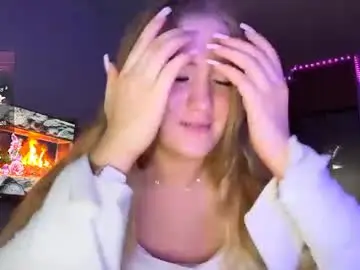 Chaturbate Best live sex cam show of lisi_kiss_
