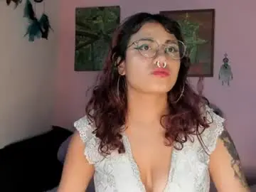Chaturbate Live Sex of maddy_jhonsson