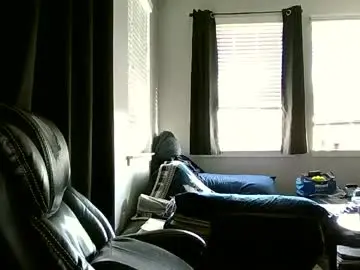 Chaturbate Live Sex Cam of caligrown1154