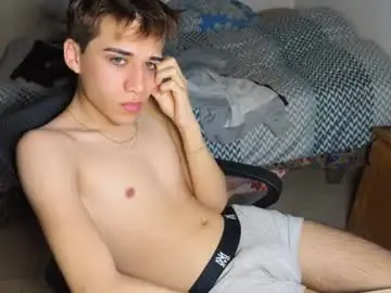 Chaturbate Live Sex of kevinonly43