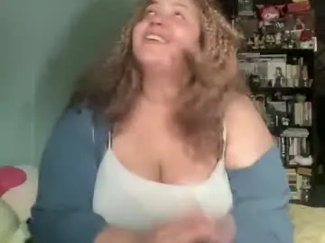 Chaturbate Adult Webcams of mixxedgoodness222