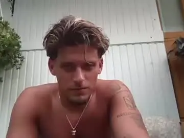 Chaturbate Sex Cam of roberto_twink1