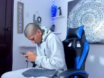 Chaturbate Live Porn of adan_oriol