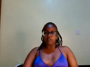 Chaturbate Live Sex of elowen655796