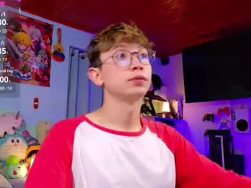 Chaturbate Free Live Porn of hi_tommy
