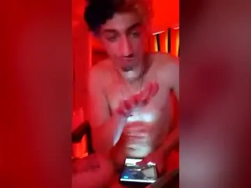 Chaturbate Live Porn of bodyyattiyatti