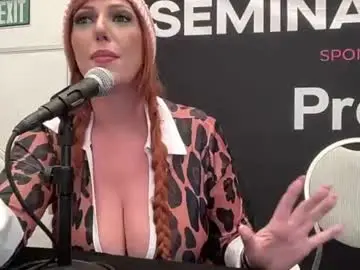 Chaturbate Live Sex Cam of laurenphillips