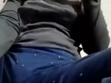 Chaturbate Sex Cam of roop_sexy642