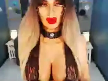 Chaturbate Adult Video Chat of bigbomblhoraine