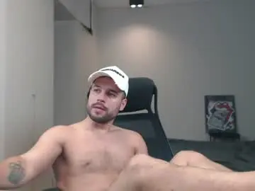 Chaturbate Live Sex Cam of sandro_best