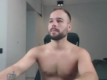 Chaturbate Live Sex Cam of sandro_best