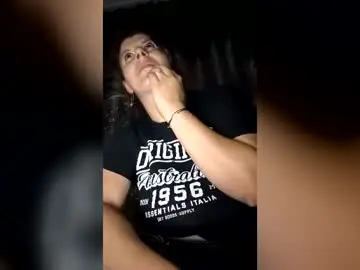 Chaturbate Free Live Porn of bigtitslala