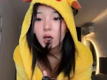 Chaturbate Sex Cam of minnie_joy_