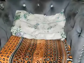 Chaturbate Sex Chat of mon_cherrie1_