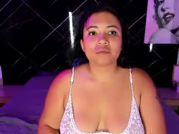 Chaturbate Live Sex of nina_hazee_