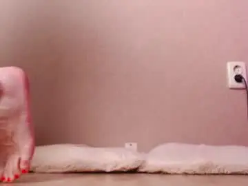 Chaturbate Live Porn of sweet_lil_thing