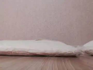 Chaturbate Nude Webcam of sweet_lil_thing
