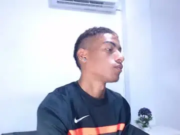 Chaturbate Adult Webcam of derek_stone69