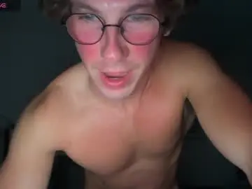 Chaturbate Live Sex Cam of mizzo001