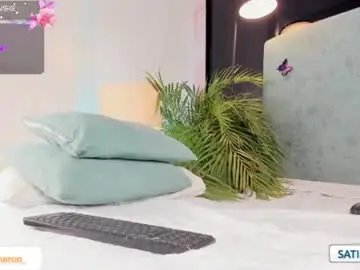 Chaturbate Live Sex Cam of jessicameron