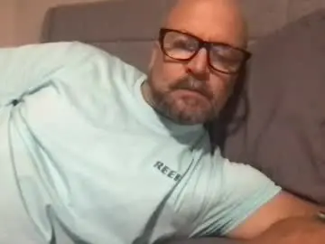 Chaturbate Watch Live Sex Cams of pleasesitonmycock