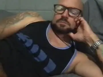 Chaturbate Live Porn of pleasesitonmycock