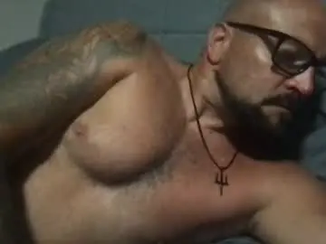 Chaturbate Sex Chat of pleasesitonmycock