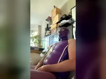 Chaturbate Free Porn Cam of saxonialatexdude