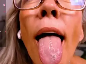 Chaturbate Free Live Porn of sunnie_dayz