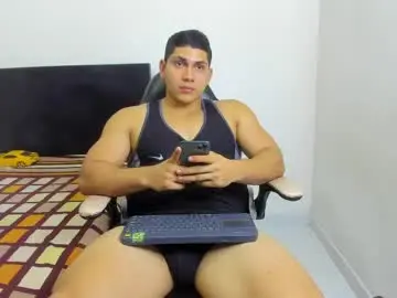 Chaturbate Live Porn of dylan_brook