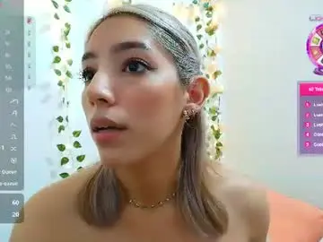 Chaturbate Best live sex cam show of petite_blossom4