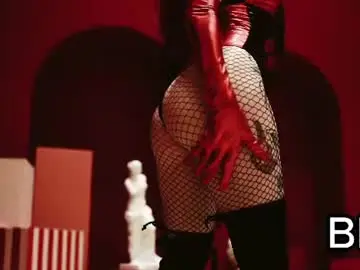 Chaturbate Watch Live Sex Cams of rachelqueen_