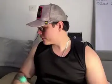 Chaturbate Live Sex Cam of odin_blake