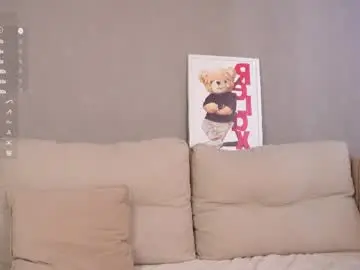 Chaturbate Live Sex Cam of belle_phine