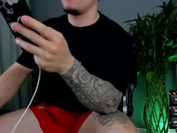 Chaturbate Nude Webcam of boyc02_