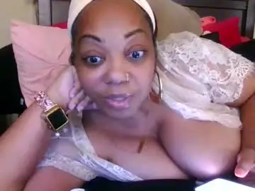 Chaturbate Free Porn Cam of brownroundrenee