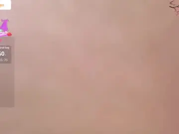 Chaturbate Live Sex Cam of daripqueen