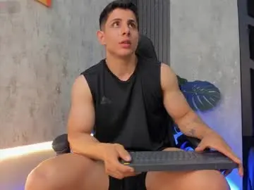 Chaturbate Free Live Porn of johan_williams_07