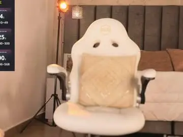 Chaturbate Live Sex Cam of taniaa_diaz