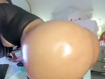 Chaturbate Sex Cam of yourlilo__24